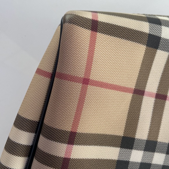 Burberry Vintage Nova Check Shoulder Bag - Picture 6 of 7